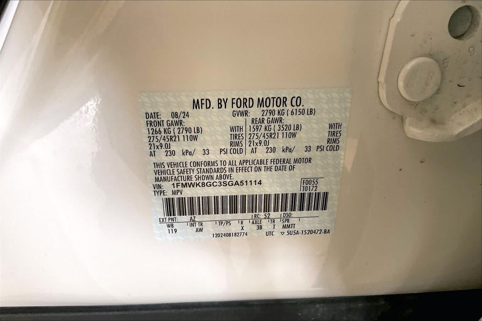 Used 2025 Ford Explorer ST AWD/4WD image 32