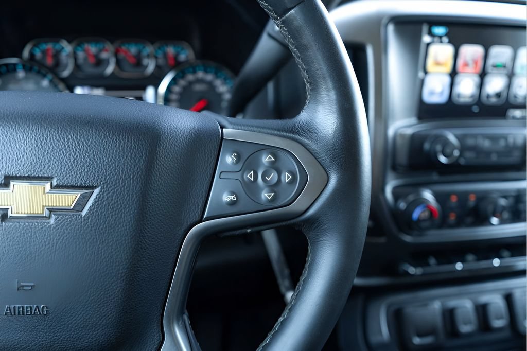 Used 2018 Chevrolet Silverado 1500 LT w/ Texas Edition AWD/4WD image 24