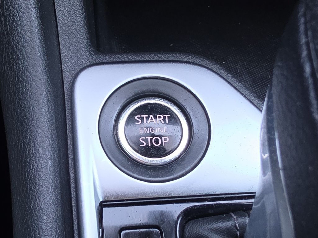Certified 2022 Nissan Sentra SV FWD image 17