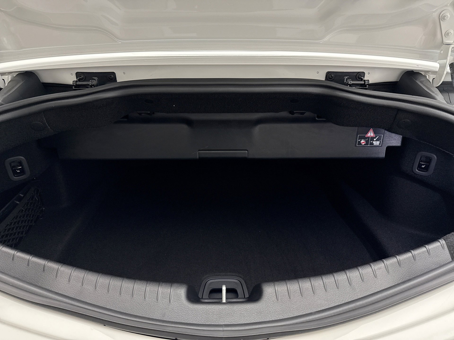 Used 2025 Mercedes-Benz CLE 300 4MATIC Cabriolet image 17