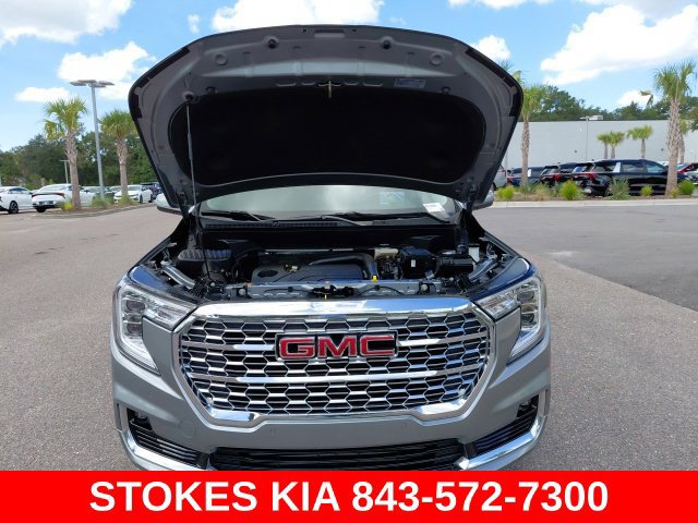 Used 2023 GMC Terrain Denali AWD/4WD image 9