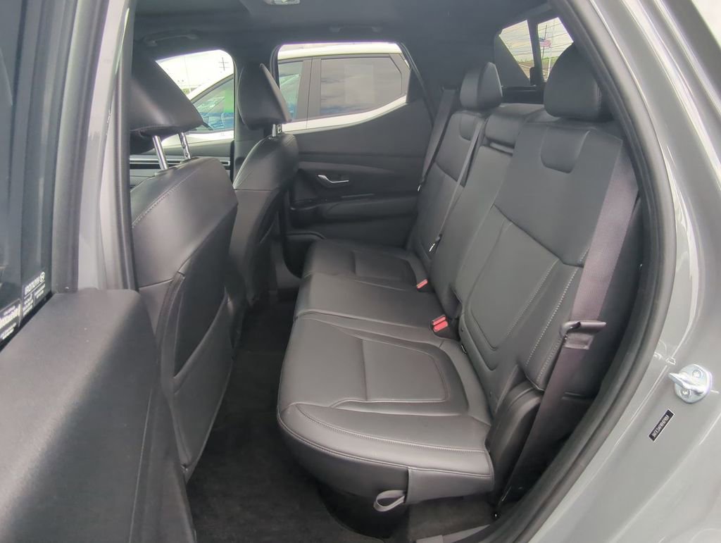 Used 2024 Hyundai Santa Cruz Night AWD/4WD image 23