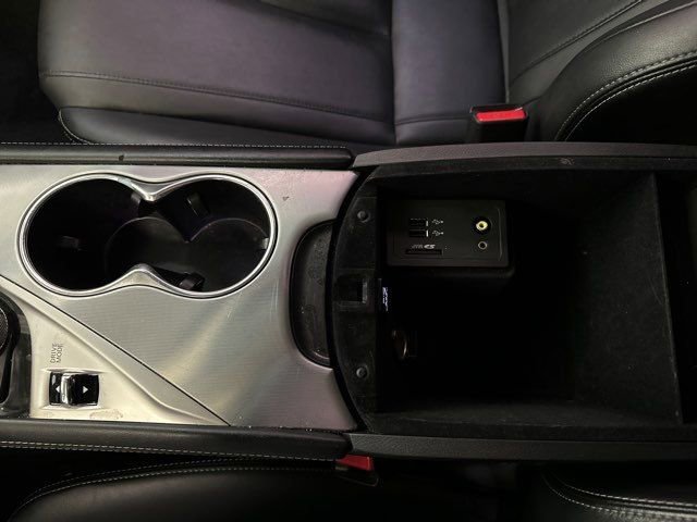 Used 2017 INFINITI Q60 2.0t w/ Premium Plus Package 2.0T image 30