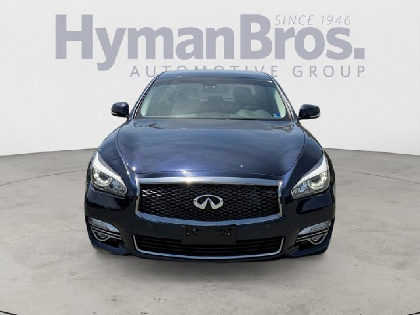 Used 2019 INFINITI Q70 Luxe RWD image 8