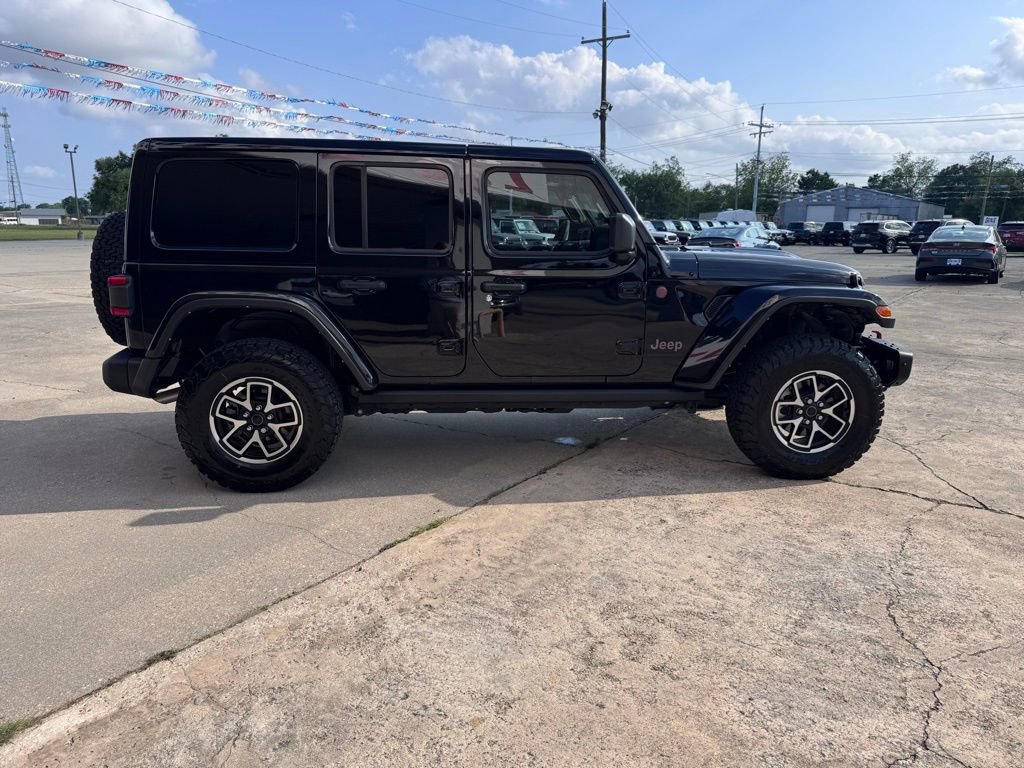 Used 2024 Jeep Wrangler Unlimited Rubicon AWD/4WD image 7