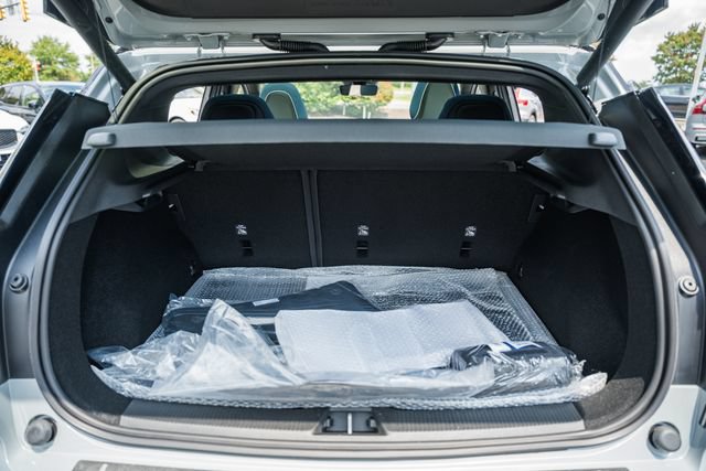New 2026 Volvo EX30 Plus w/ Protection Package Premier AWD/4WD image 10