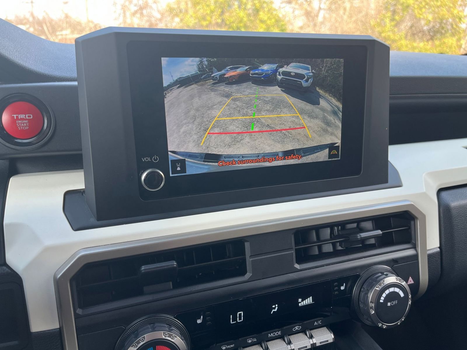 Used 2024 Toyota Tacoma w/ TRD Package image 22