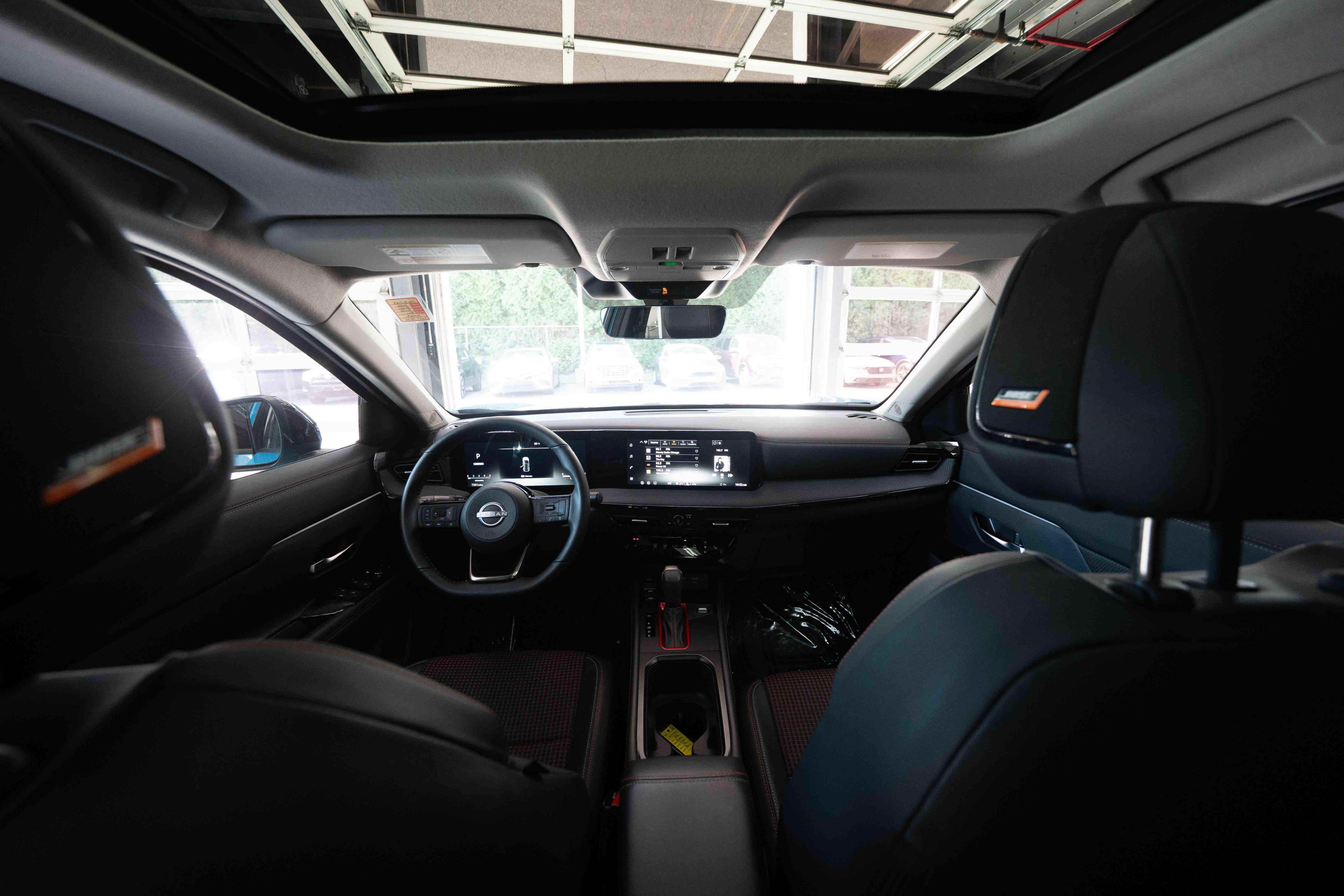 Used 2026 Nissan Kicks SR w/ SR Premium Package AWD/4WD image 19