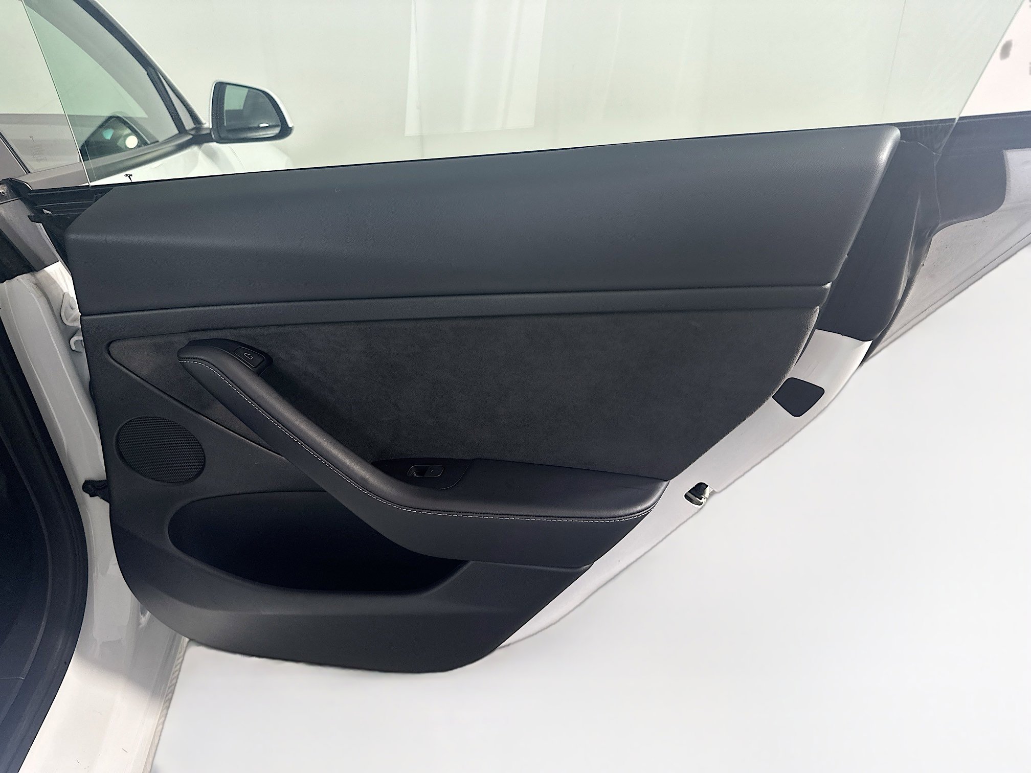 Used 2023 Tesla Model 3 Standard Range RWD image 30