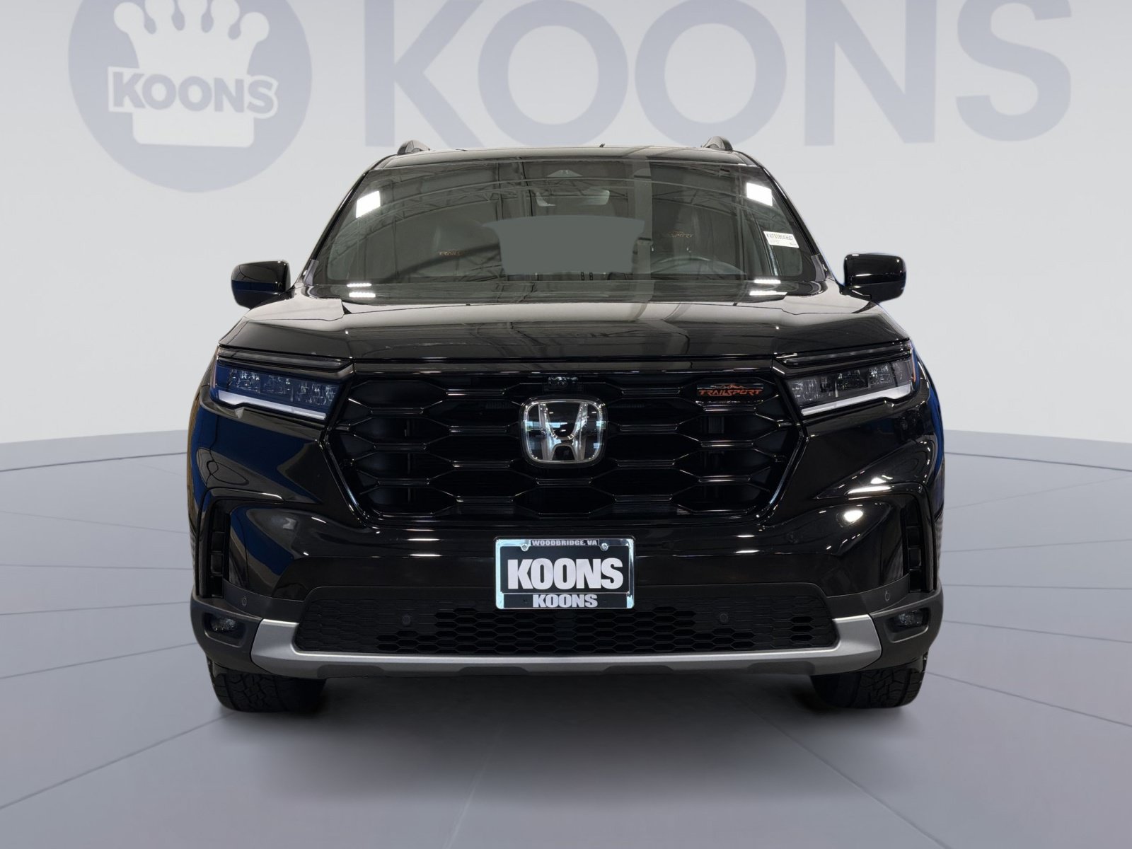 Used 2025 Honda Pilot TrailSport image 11