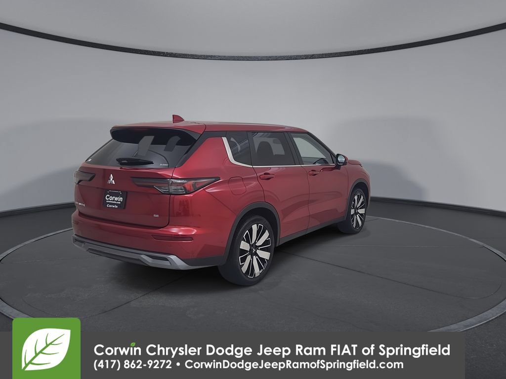 Used 2025 Mitsubishi Outlander SE AWD/4WD image 14