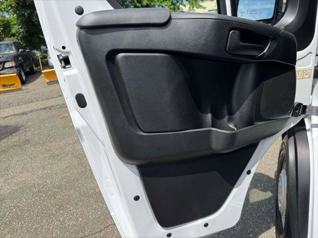 Used 2026 RAM ProMaster 2500 w/ Convenience Group FWD image 16