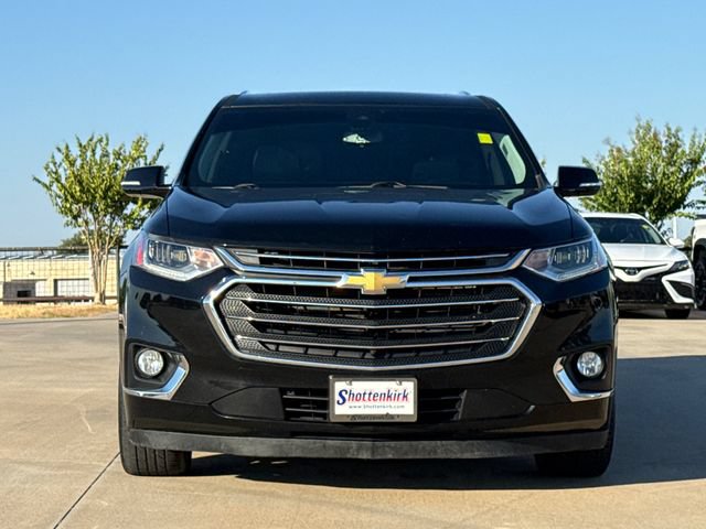 Used 2019 Chevrolet Traverse Premier w/ Driver Confidence II Package FWD image 2