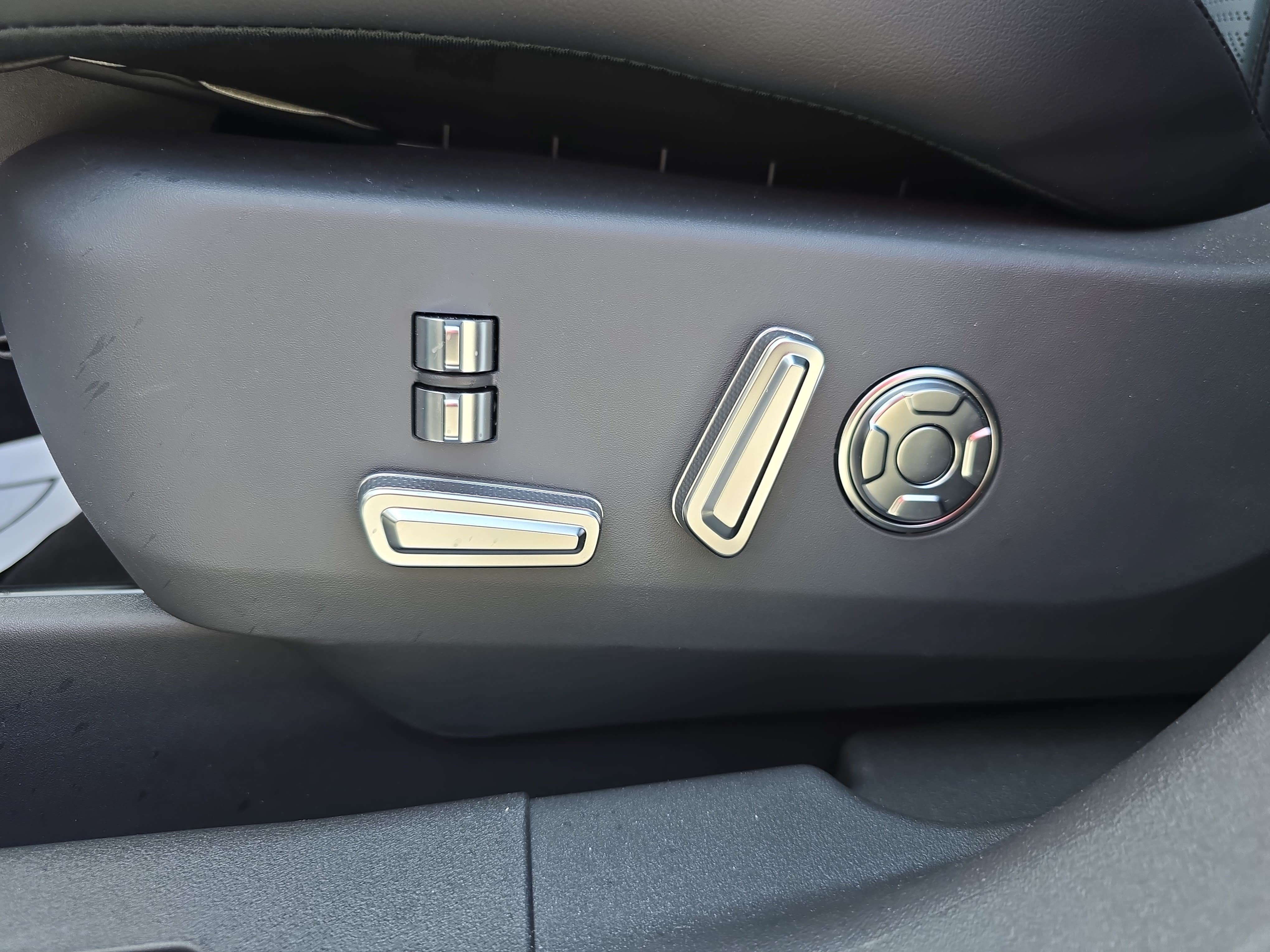New 2026 Lincoln Nautilus Reserve AWD/4WD image 29
