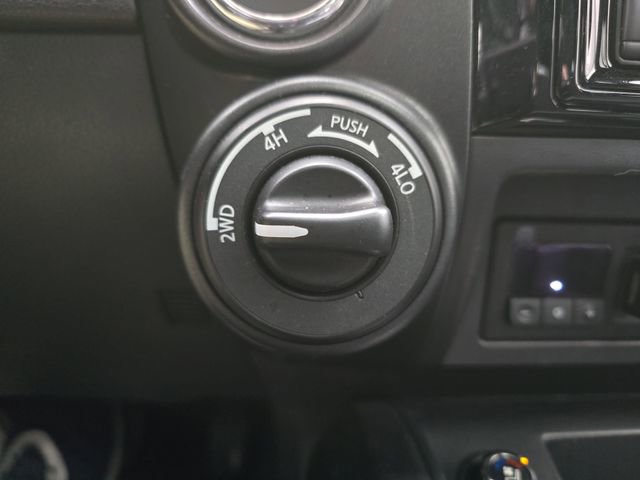 Used 2024 Nissan Titan PRO-4X w/ Pro-4x Convenience Package image 37