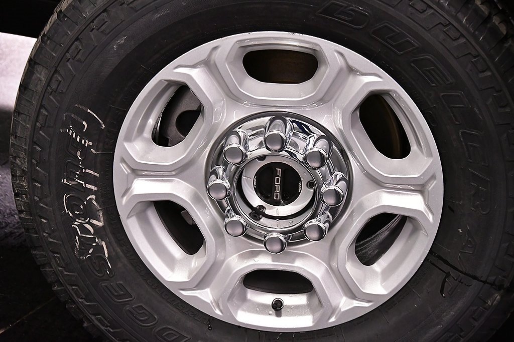 New 2026 Ford F350 XLT w/ 360-Degree Camera Package image 9