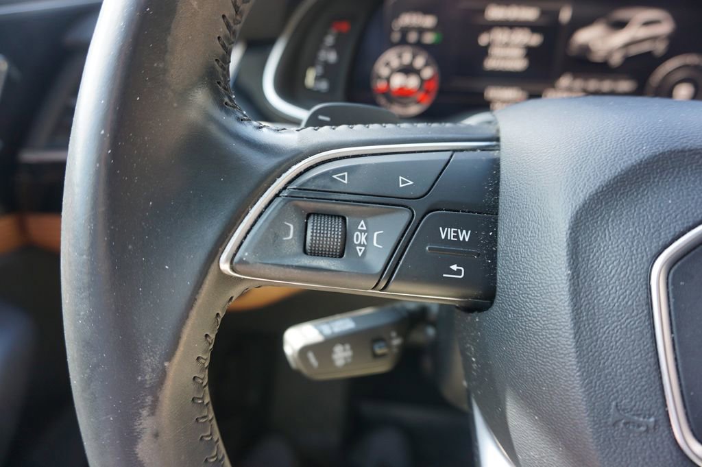 Used 2017 Audi Q7 3.0T Prestige image 7