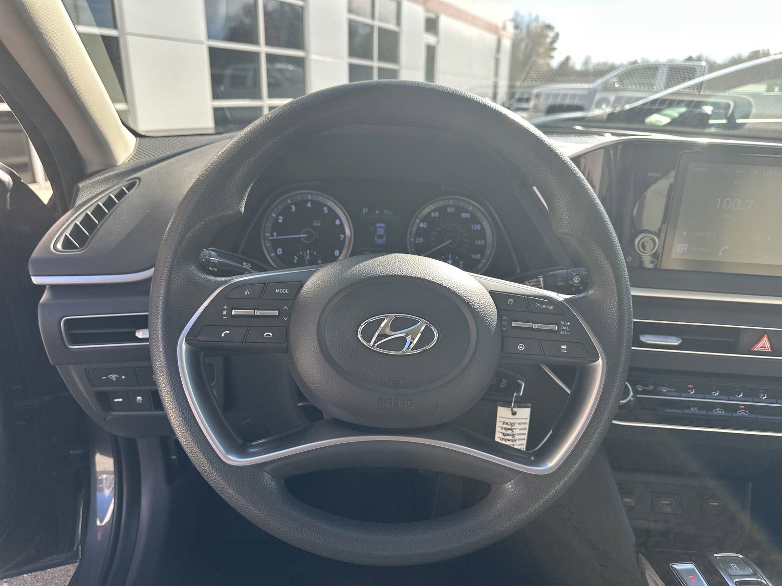 Used 2022 Hyundai Sonata SE image 12