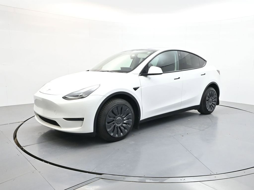 Used 2023 Tesla Model Y Long Range AWD/4WD image 1