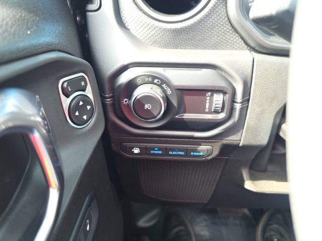 Used 2025 Jeep Wrangler Unlimited Rubicon 4xe w/ Safety Group image 25