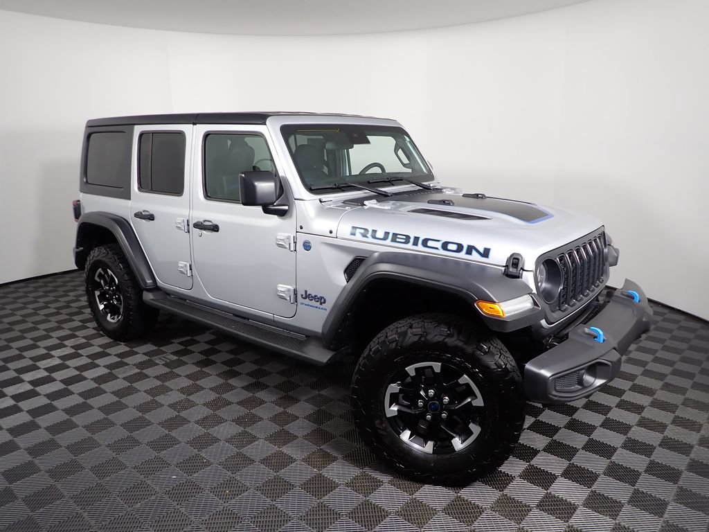 Used 2024 Jeep Wrangler Unlimited Rubicon 4xe w/ Convenience Group AWD/4WD image 7