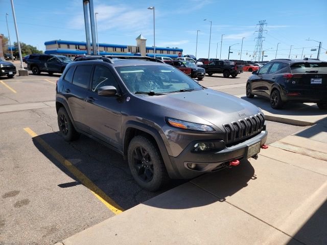 Used 2018 Jeep Cherokee Trailhawk w/ Quick Order Package 27L image 3