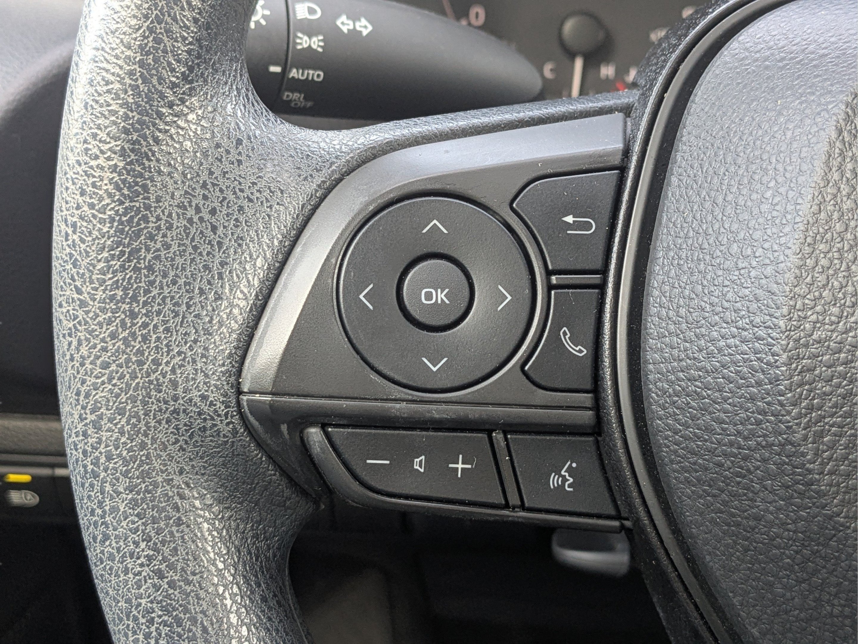 Used 2024 Toyota Corolla LE FWD image 22