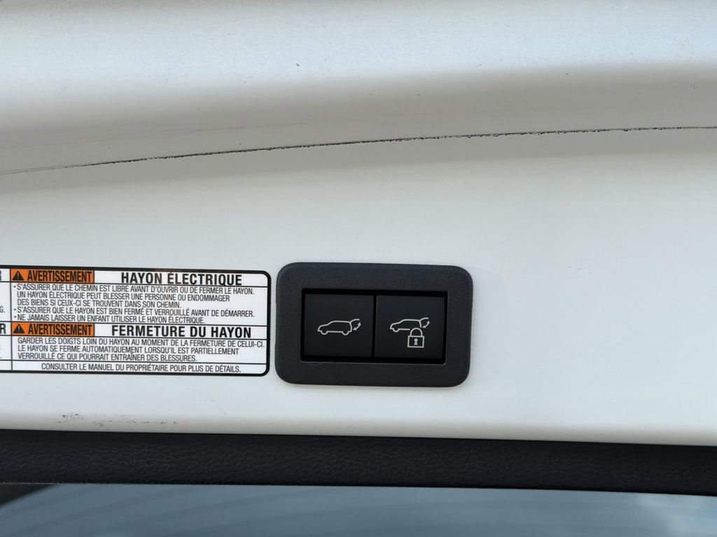 Used 2024 Toyota Corolla Cross XLE w/ Convenience Package FWD image 15