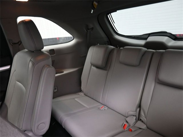 Used 2018 Toyota Highlander XLE image 19