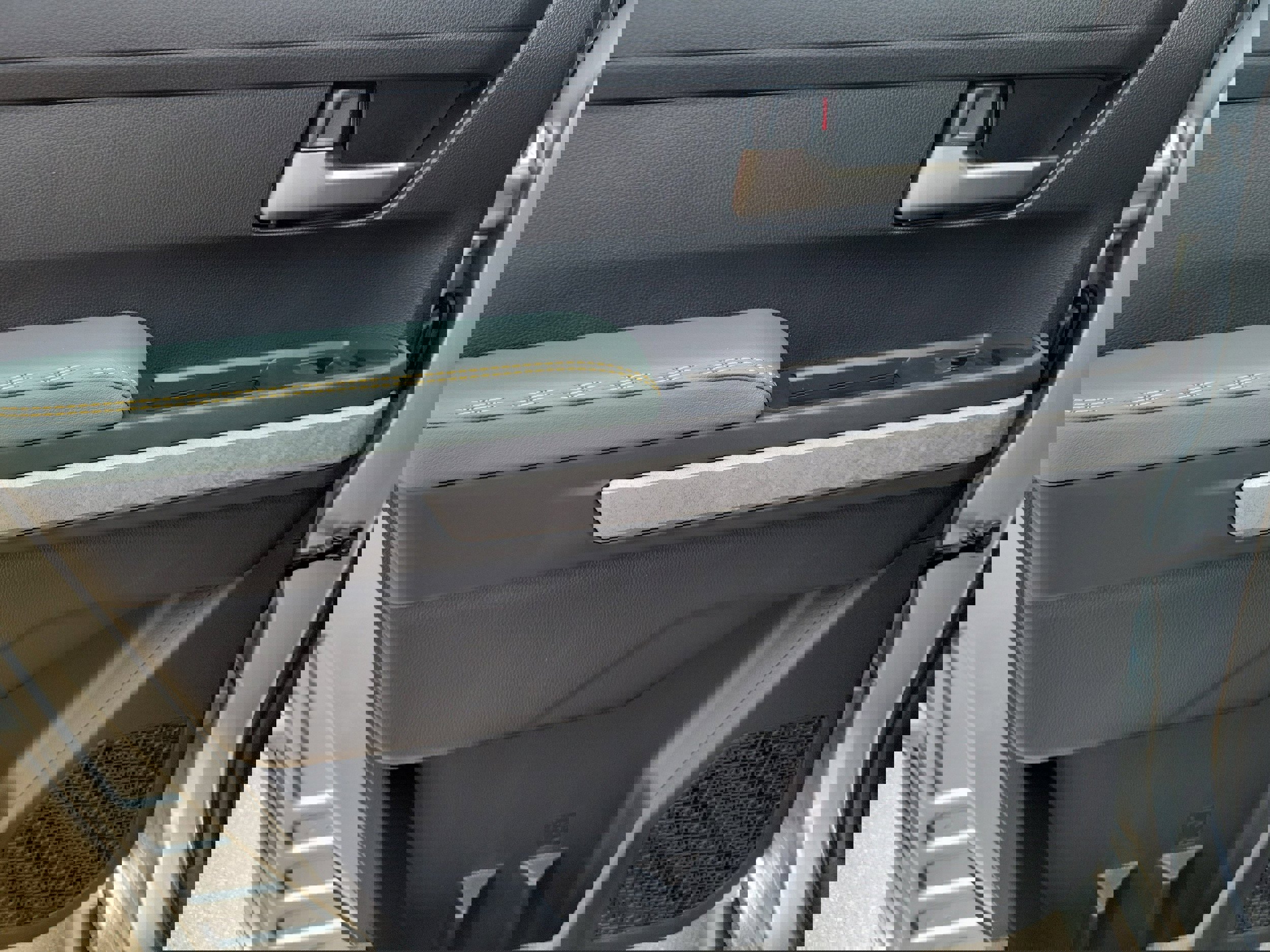 New 2025 Toyota Tacoma Trailhunter image 9