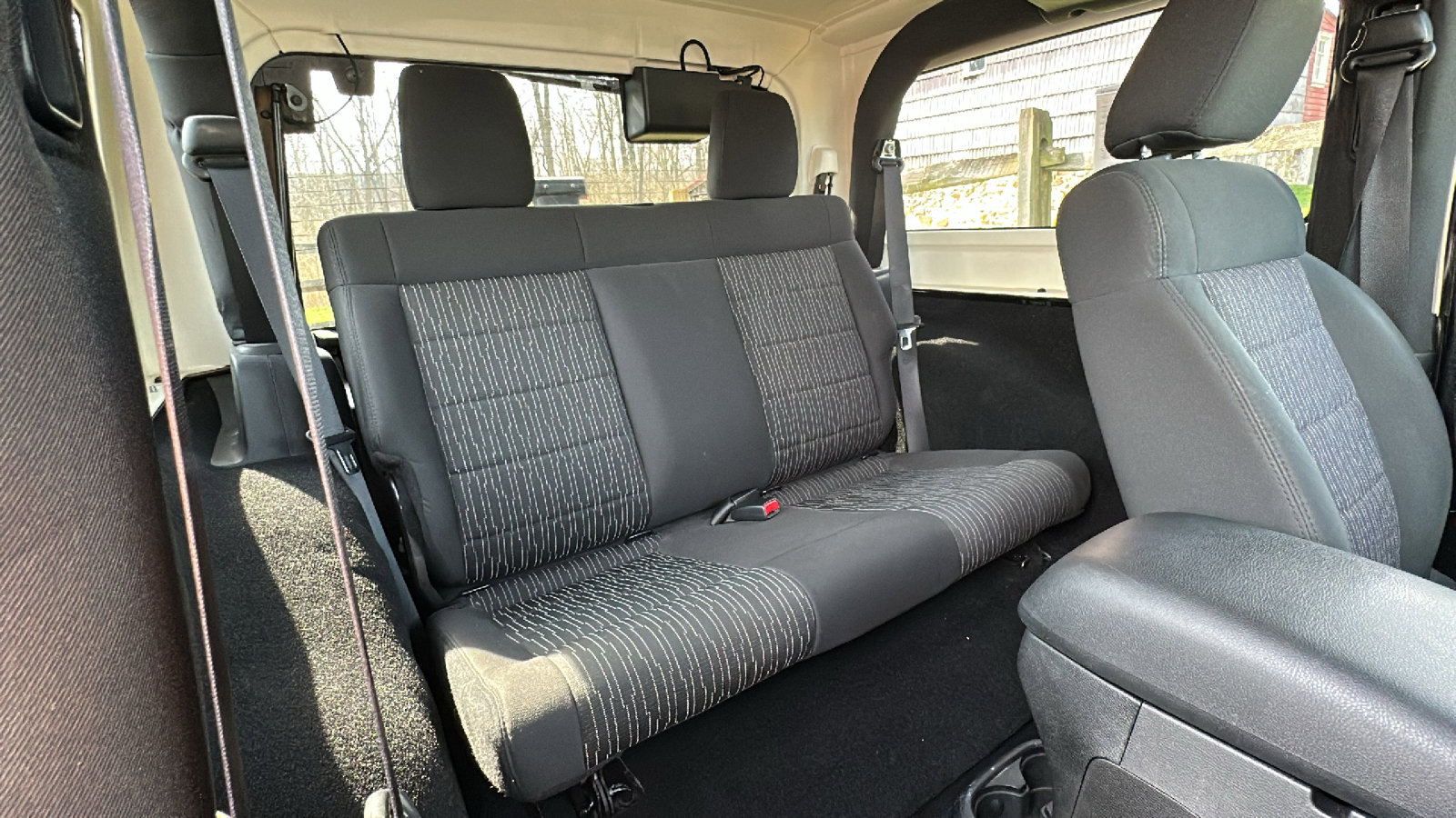 Used 2011 Jeep Wrangler Sahara image 24