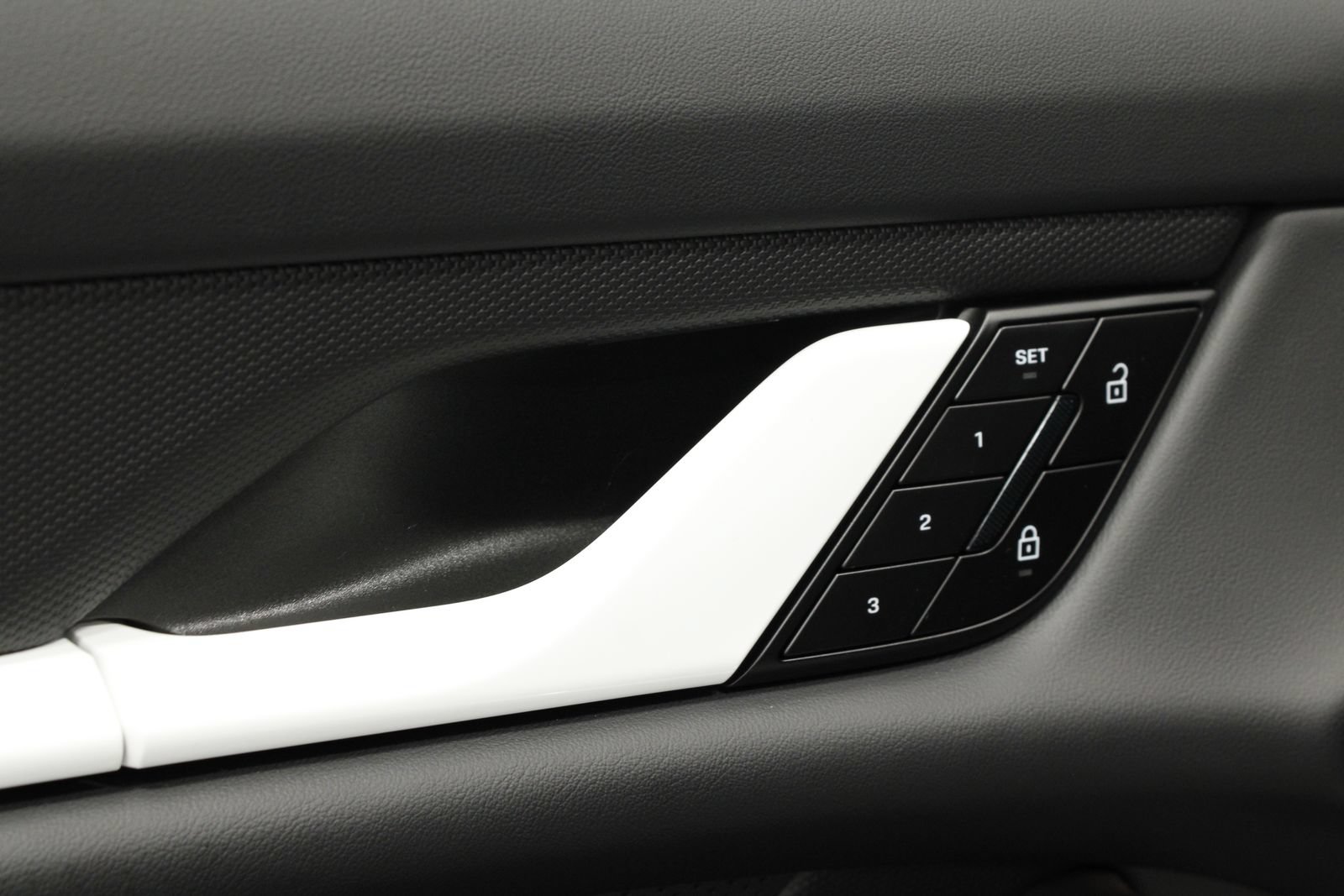 New 2026 Porsche Taycan AWD/4WD image 27