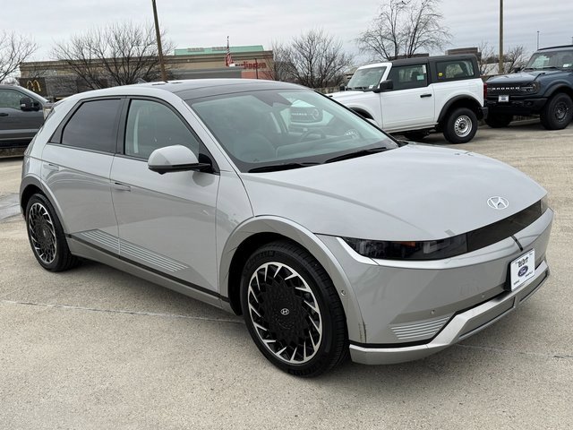 Used 2023 Hyundai Ioniq 5 Limited image 6