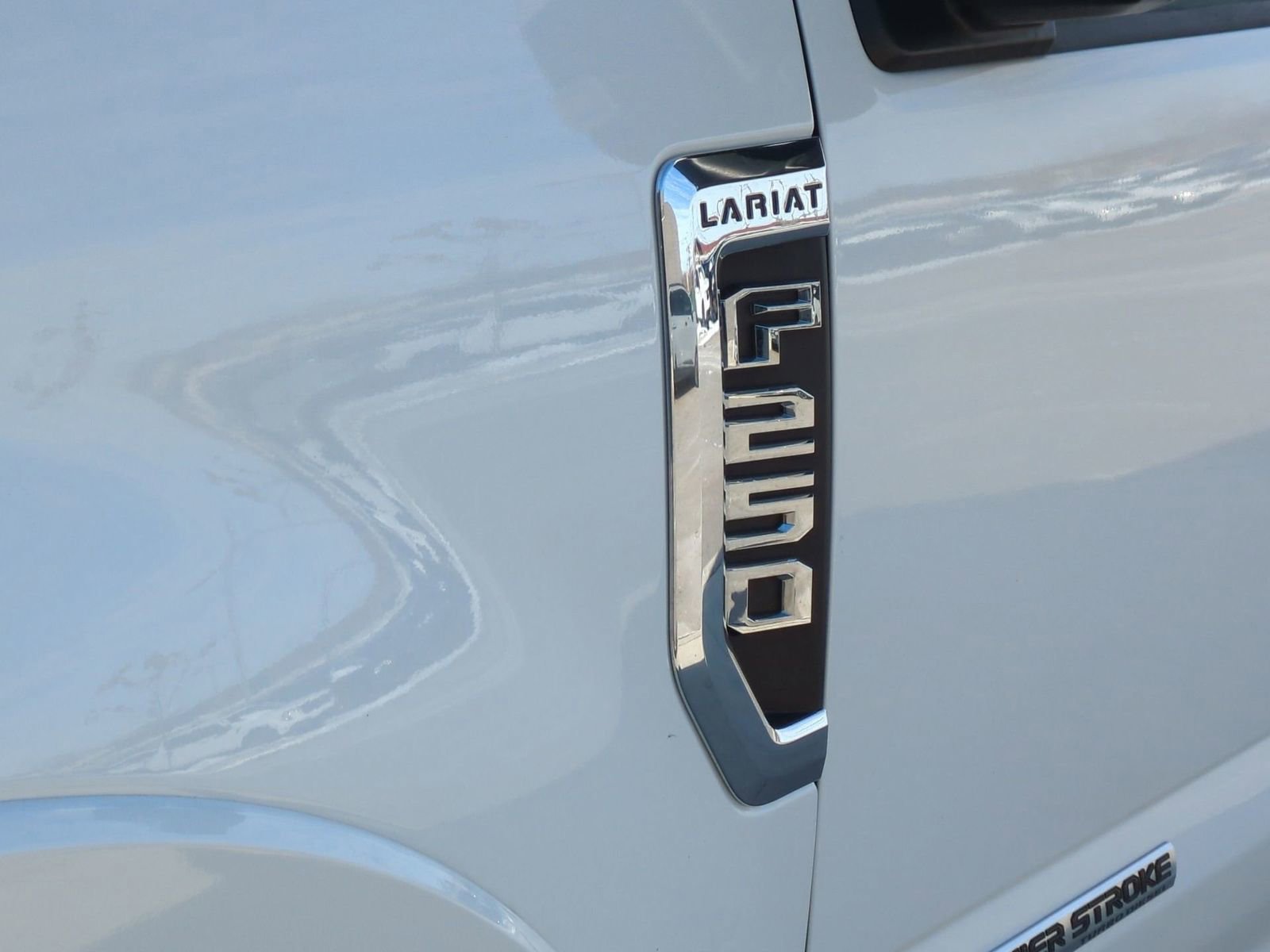 Used 2022 Ford F250 Lariat w/ Tremor Off-Road Package image 15