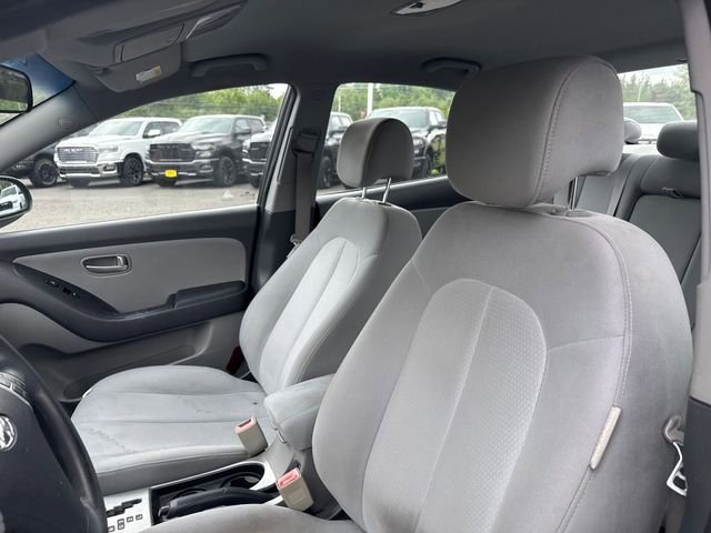 Used 2009 Hyundai Elantra GLS FWD image 17