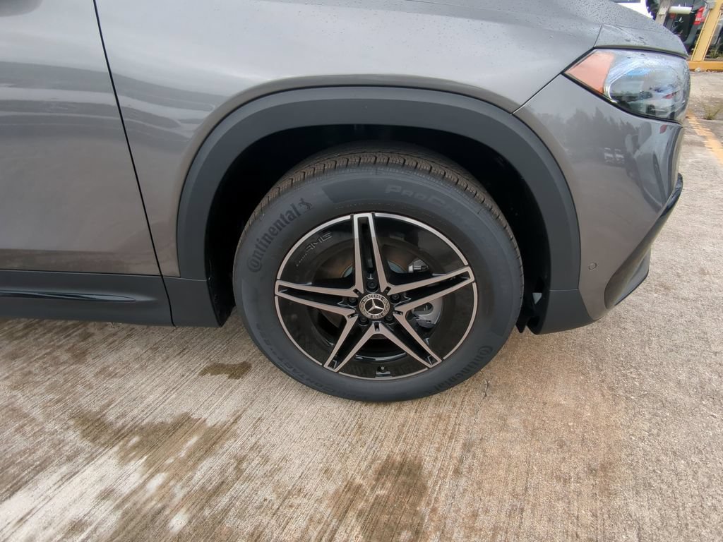 Certified 2024 Mercedes-Benz EQB 300 4MATIC image 22