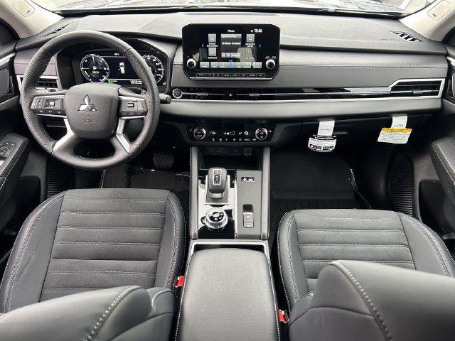 Used 2025 Mitsubishi Outlander SE AWD/4WD image 33