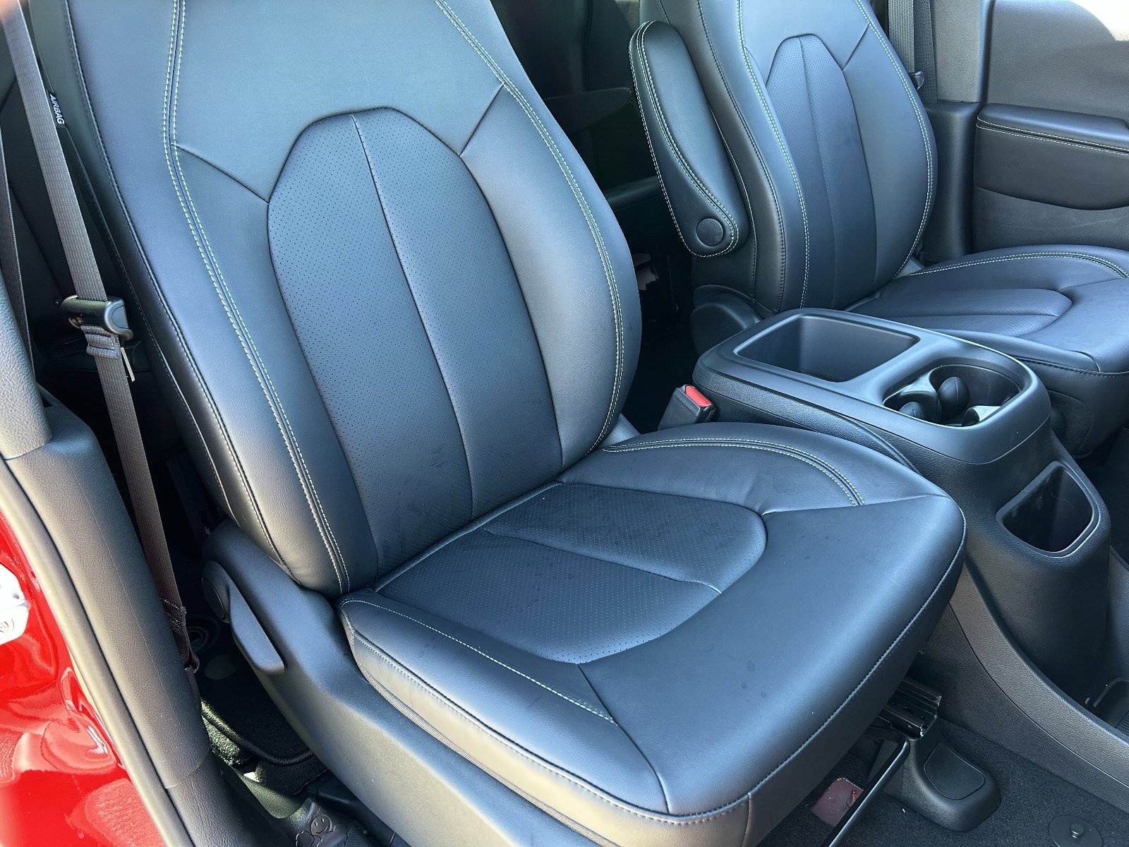 New 2026 Chrysler Pacifica Select image 7