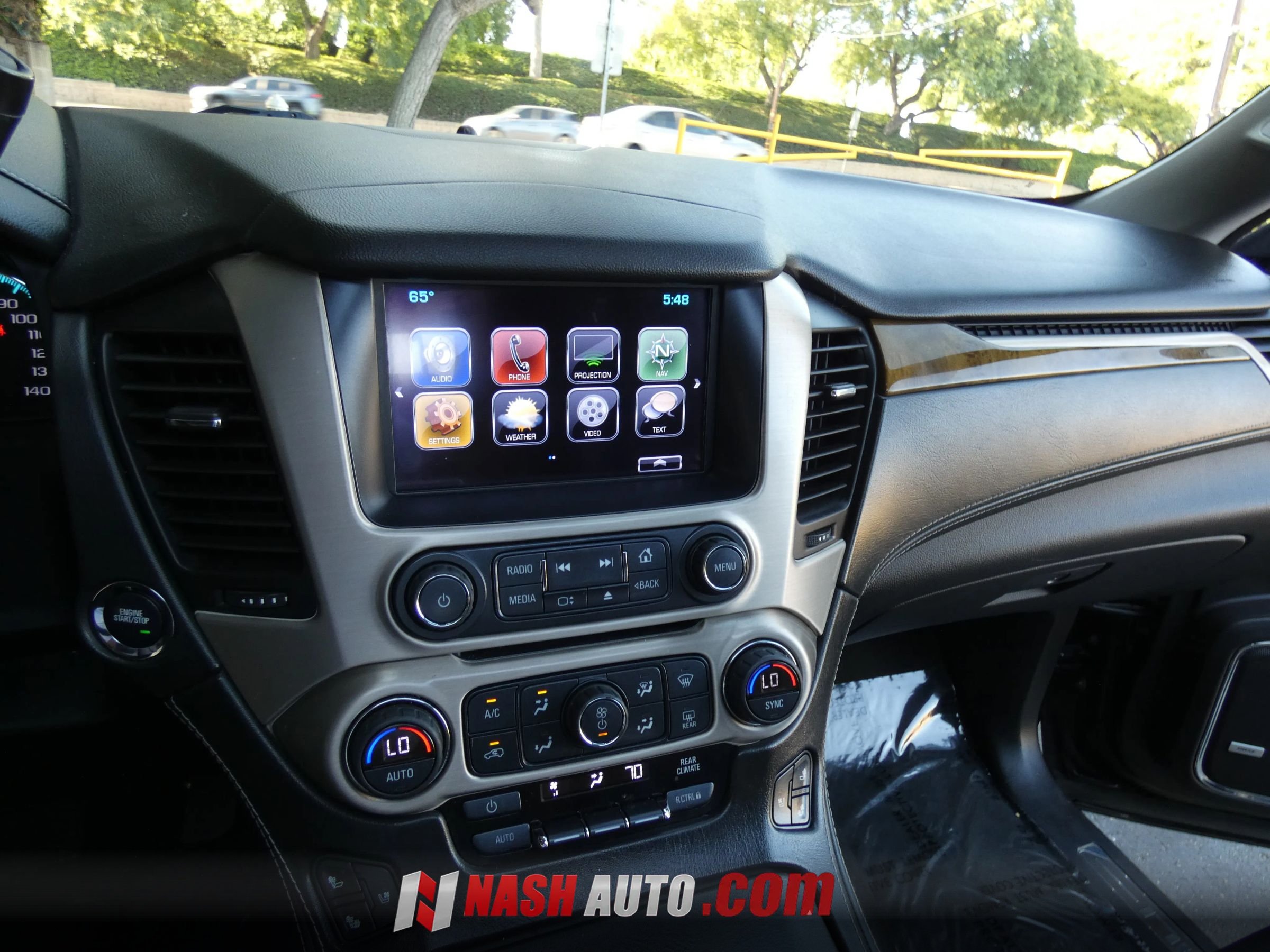 Used 2017 GMC Yukon Denali w/ Open Road Package RWD image 60