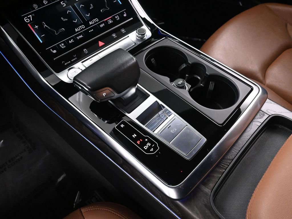 Used 2019 Audi Q8 Prestige w/ Year 1 Package image 38