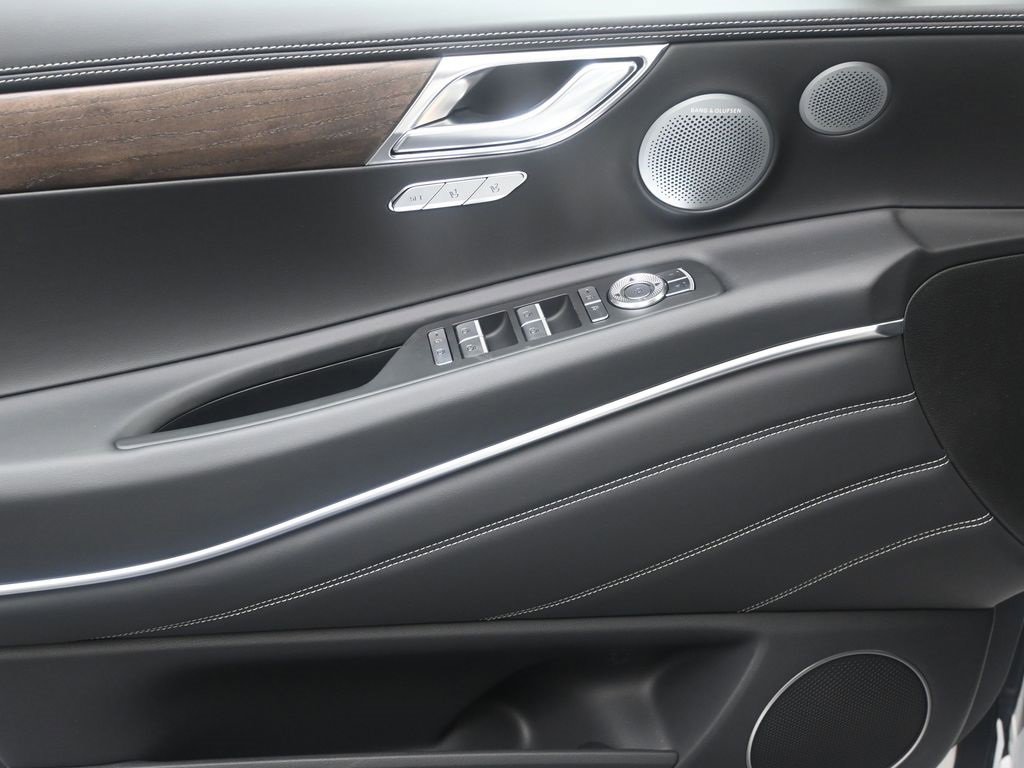New 2025 Genesis GV80 2.5T Prestige image 20
