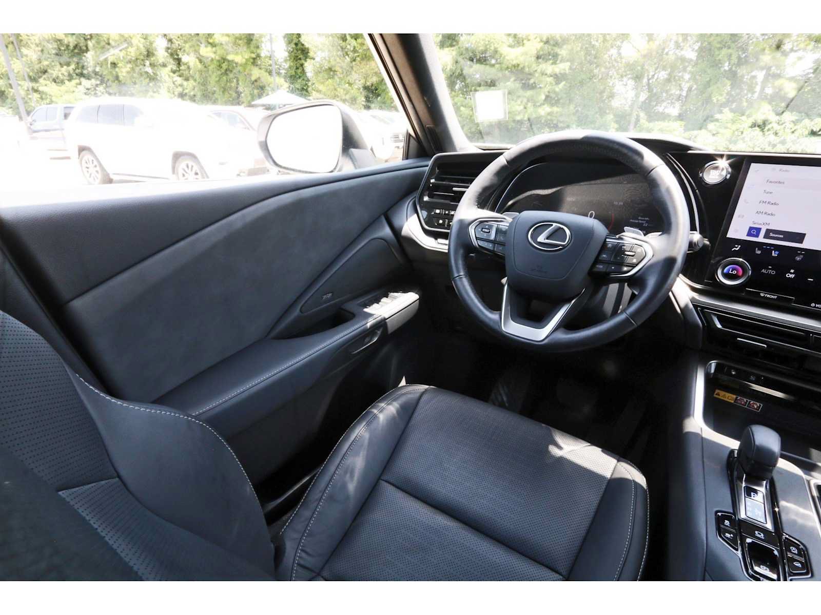 Used 2024 Lexus TX 350 AWD w/ Captains Chair Package image 7