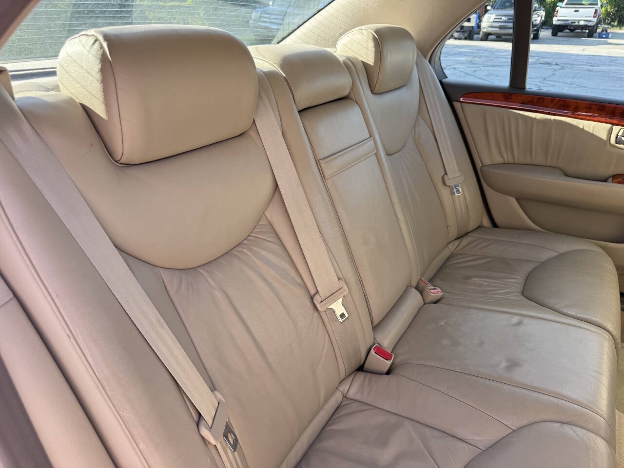 Used 2002 Lexus LS 430 RWD image 58