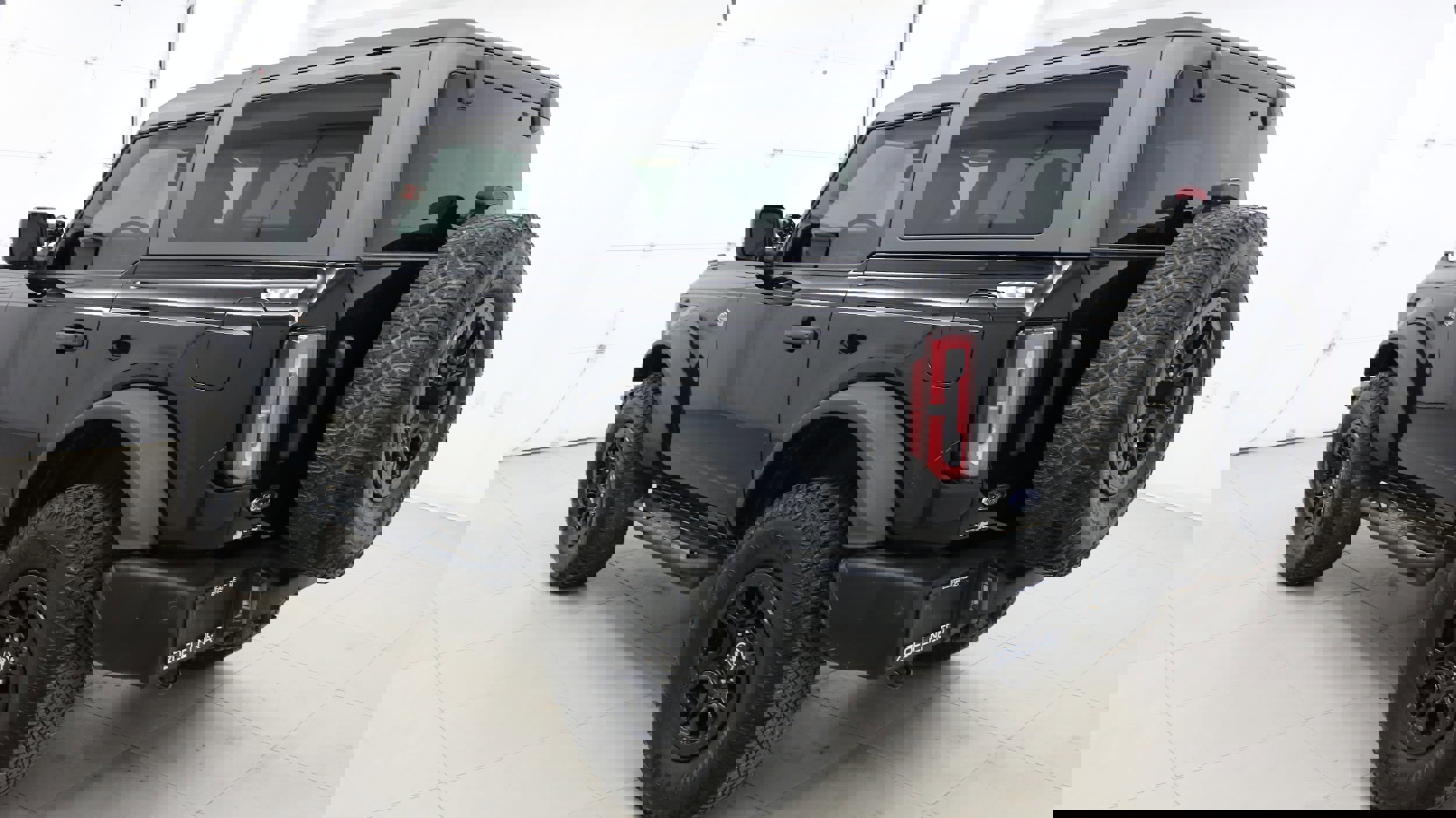 Used 2022 Ford Bronco Wildtrak image 3