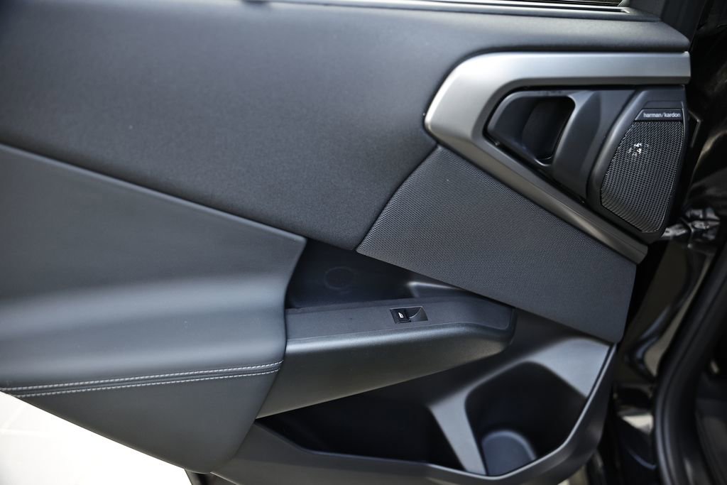 Certified 2025 BMW X3 xDrive30i w/ Premium Package image 28