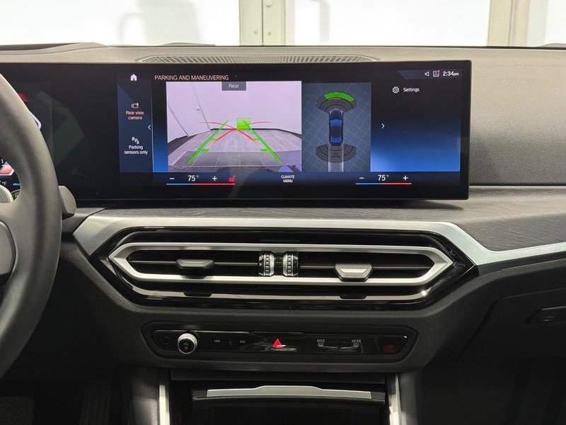 Used 2024 BMW 330i xDrive Sedan w/ Premium Package image 10