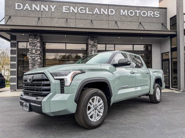 Used 2024 Toyota Tundra SR5 w/ SR5 Premium Package image 2