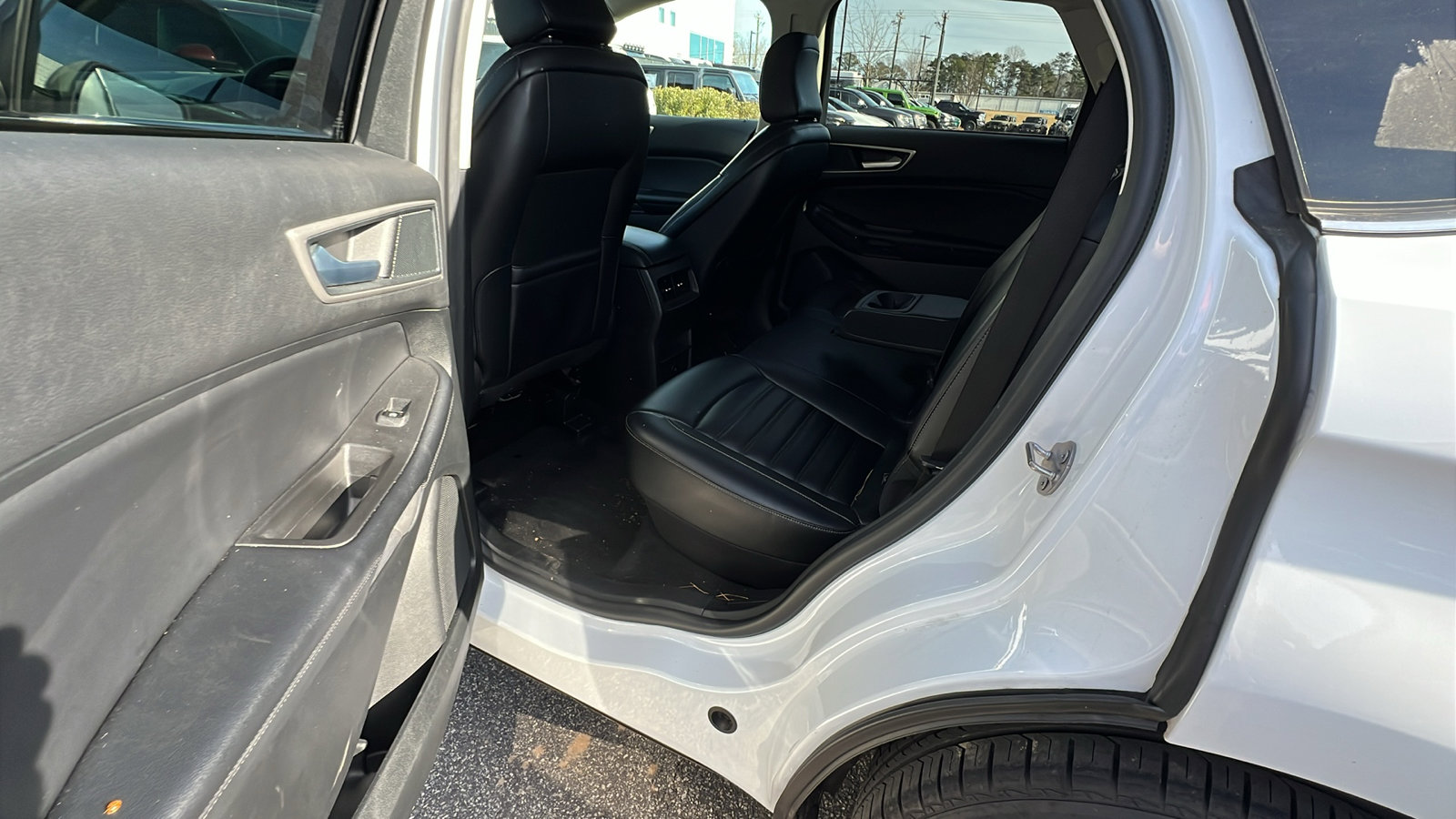 Used 2024 Ford Edge SEL image 24