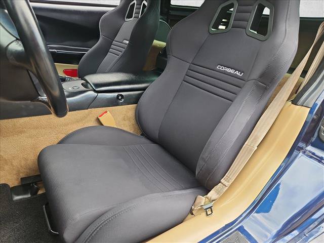Used 2000 Chevrolet Corvette Coupe w/ Roof Pkg RWD image 14