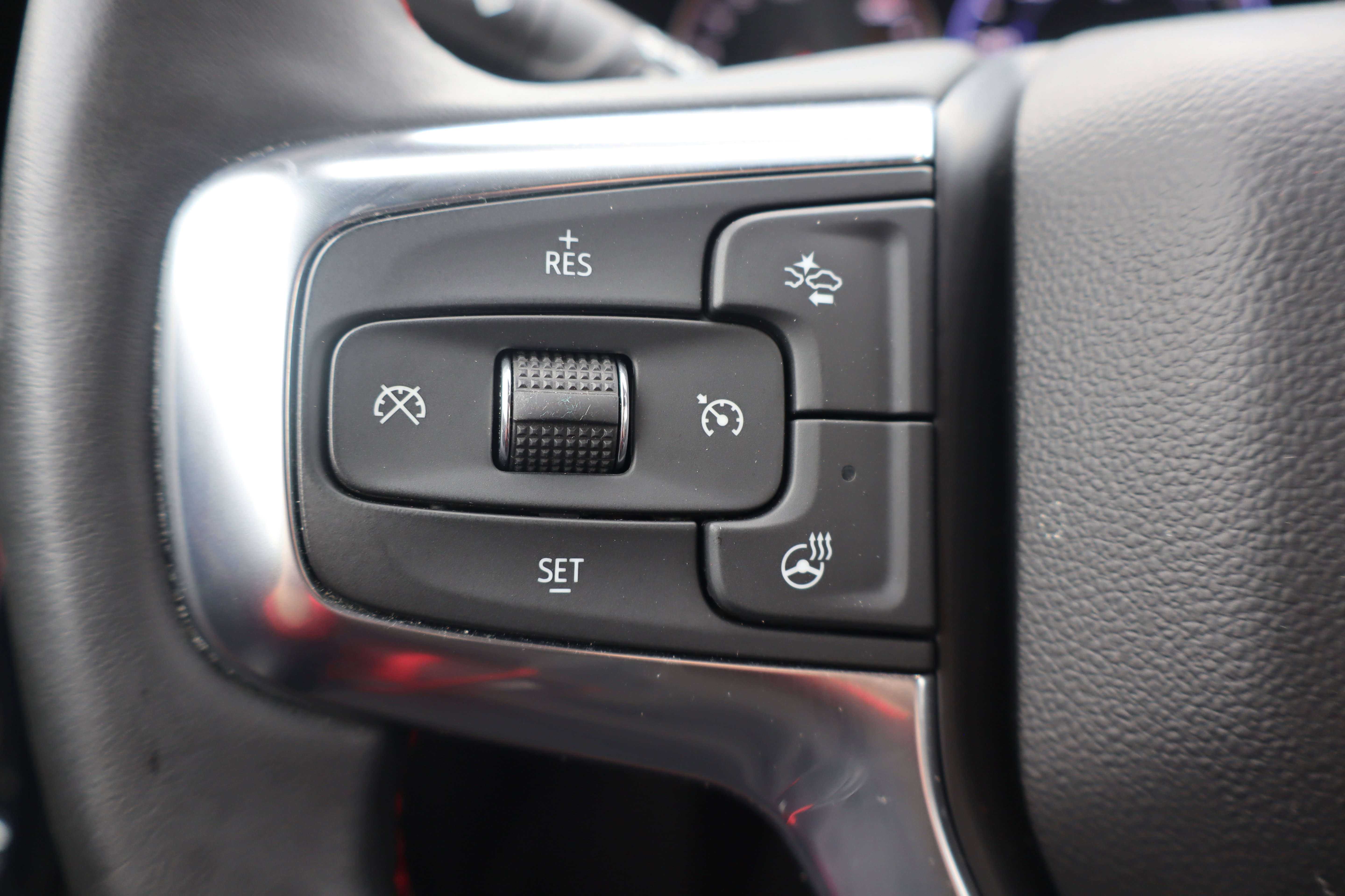 Used 2024 Chevrolet Blazer RS w/ Driver Confidence II Package image 15